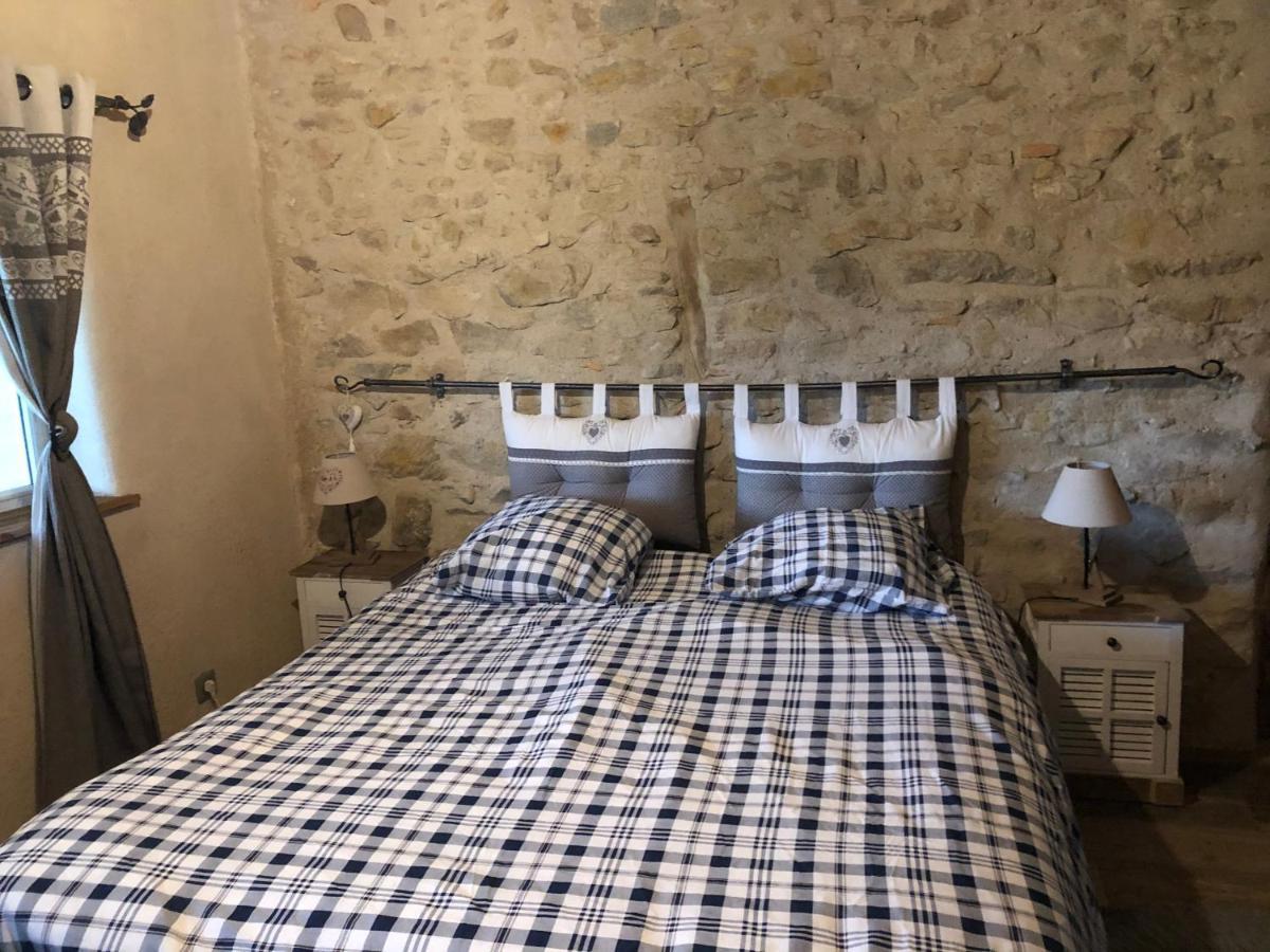 הוילה Saint-Appolinaire  Le Domaine Des Terres מראה חיצוני תמונה