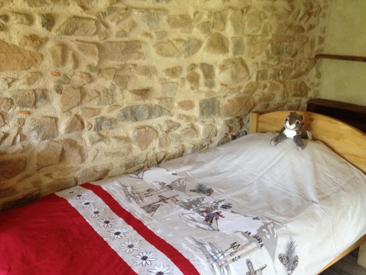 הוילה Saint-Appolinaire  Le Domaine Des Terres מראה חיצוני תמונה